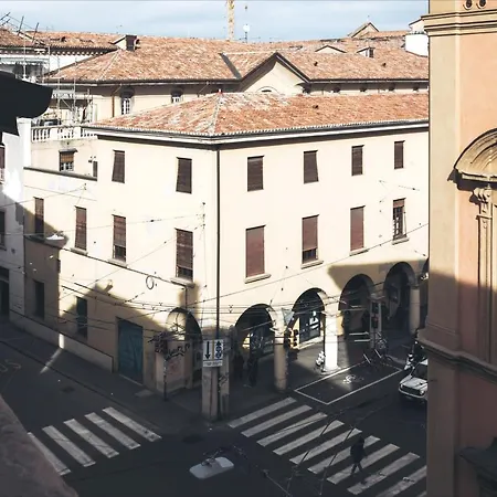 Gregorini Bingham Art Luxury Suites-2